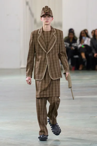 Look 53